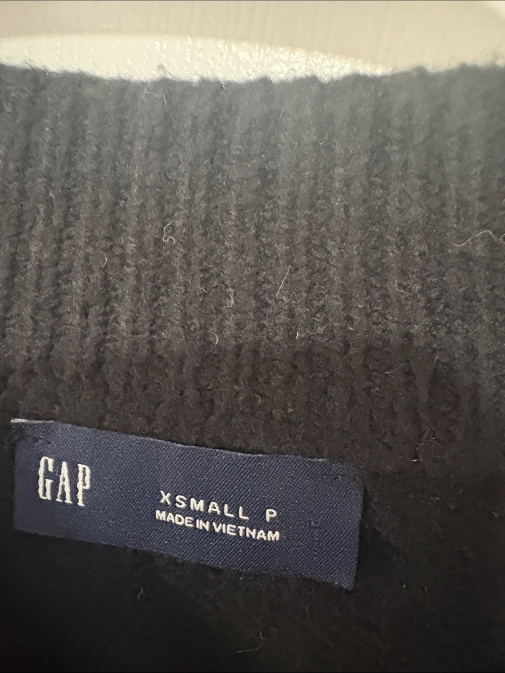 GAP Black Button-Front Ribbed Cardigan - Picture 2 of 4
